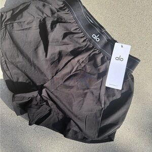 Alo Black Athletic Shorts with Logo Waistband